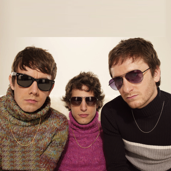The Lonely Island - Turtleneck & Chain (ft Snoop Dogg) (2011)
