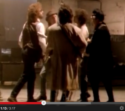 The Traveling Wilburys - Handle with care (1988)