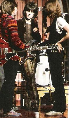 The Dirty Mac - John Lennon (vocals, guitar), Eric Clapton (guitar), Keith Richards (bass), Mitch Mitchell (drums), Yoko Ono (hanging around) (1968)