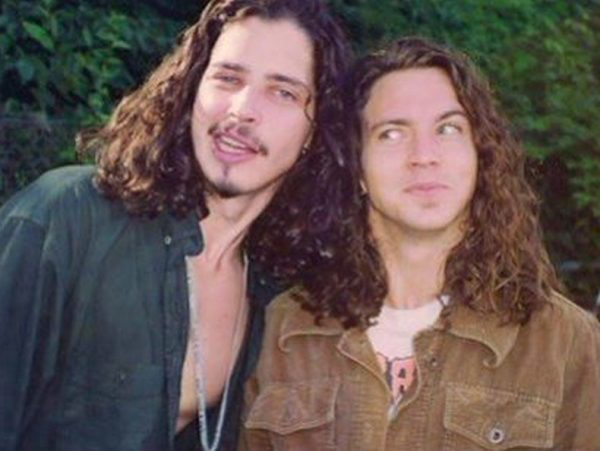 Chris Cornell & Eddie Vedder (1991)